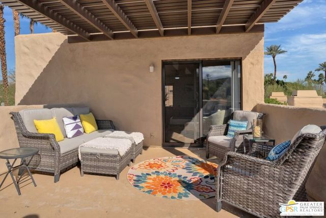 4760 N Winners Circle E, Palm Springs, CA 92264