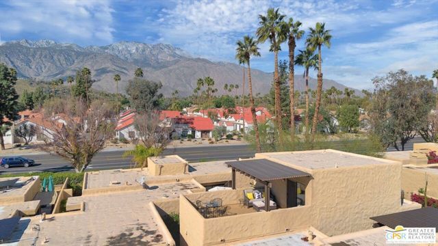 4760 N Winners Circle E, Palm Springs, CA 92264