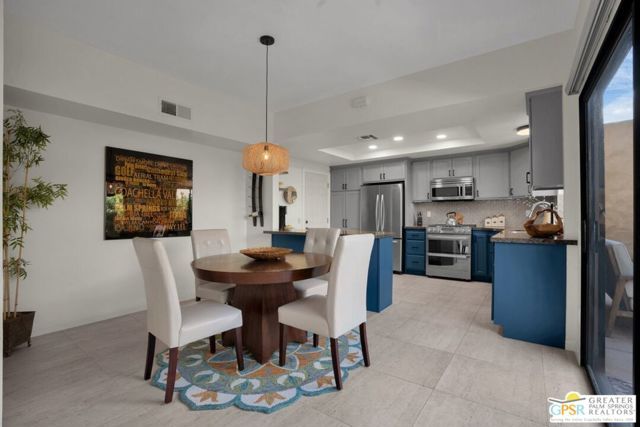 4760 N Winners Circle E, Palm Springs, CA 92264