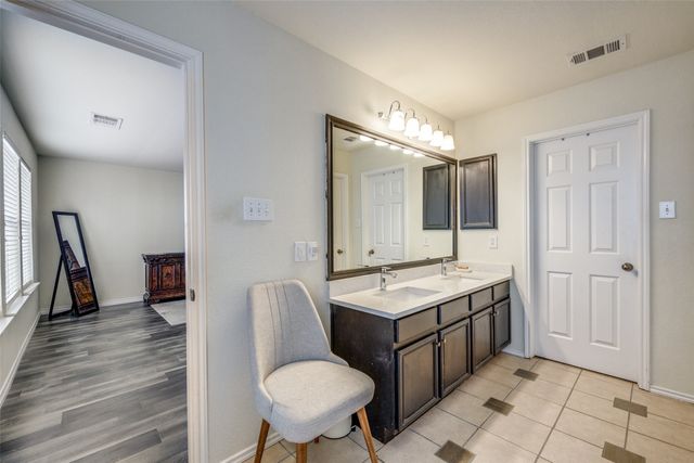 2303 Primrose Trail, Mansfield, TX 76063