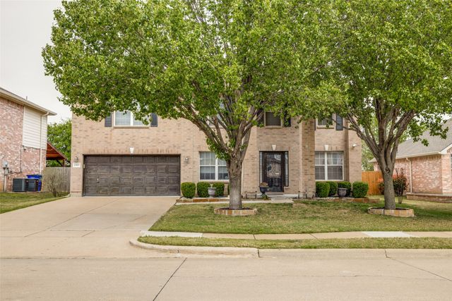 2303 Primrose Trail, Mansfield, TX 76063