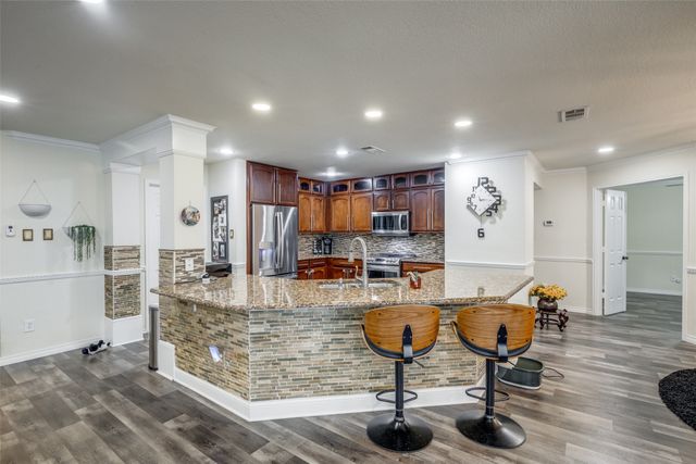 2303 Primrose Trail, Mansfield, TX 76063