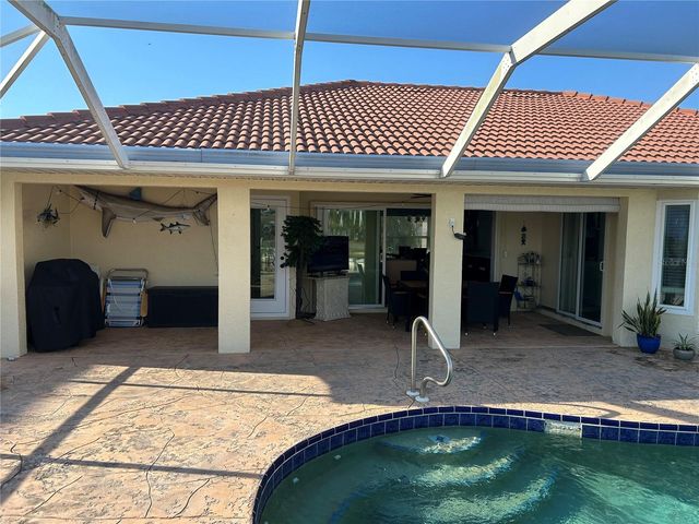 1727 BOCA RATON COURT, Punta Gorda, FL 33950