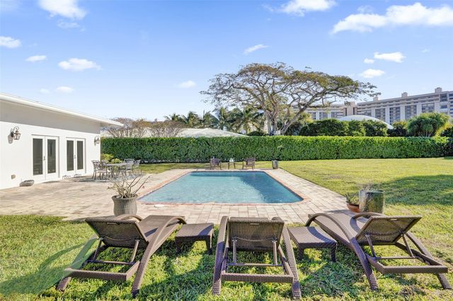 26 Cayuga Road, Sea Ranch Lakes, FL 33308