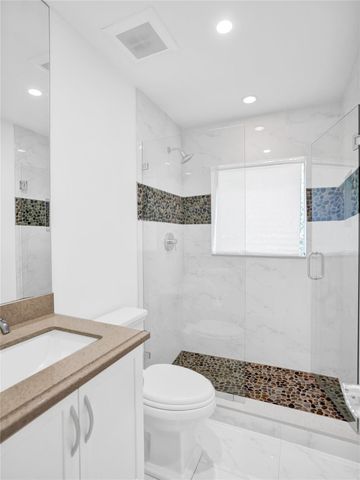 26 Cayuga Road, Sea Ranch Lakes, FL 33308