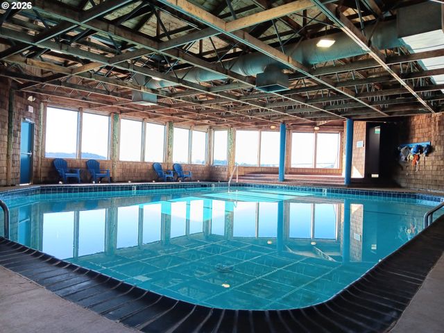 1000 Se BAY Blvd J-427, Newport, OR 97365