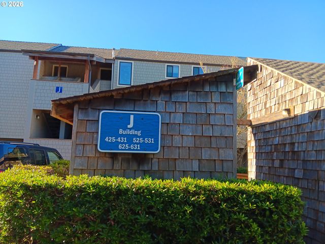 1000 Se BAY Blvd J-427, Newport, OR 97365