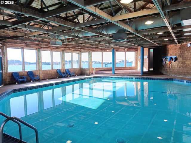 1000 Se BAY Blvd J-427, Newport, OR 97365