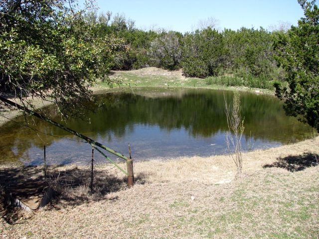 7402 CR 137, Gatesville, TX 76528