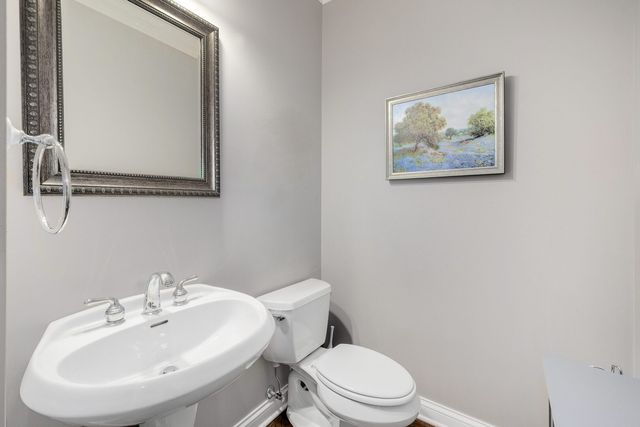 2454 Durand Drive, Downers Grove, IL 60516