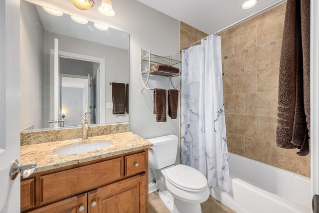2454 Durand Drive, Downers Grove, IL 60516