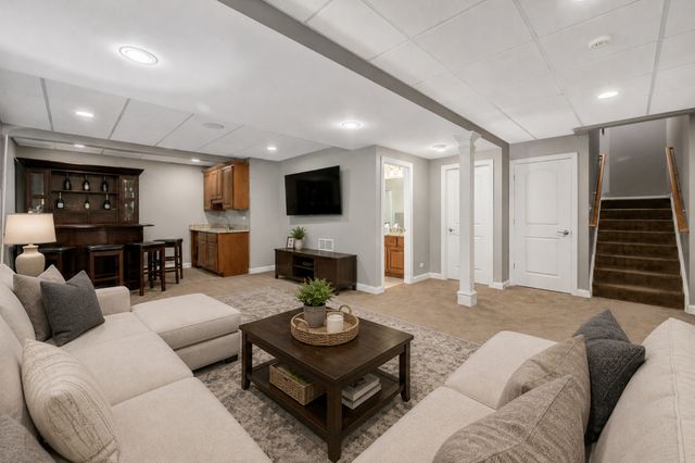 2454 Durand Drive, Downers Grove, IL 60516