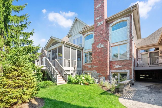 2454 Durand Drive, Downers Grove, IL 60516
