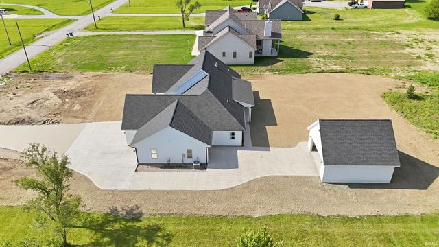 13134 Branstrator Road, Yoder, IN 46798