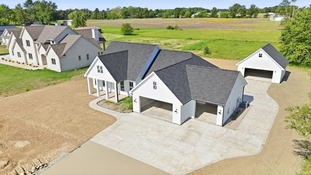 13134 Branstrator Road, Yoder, IN 46798