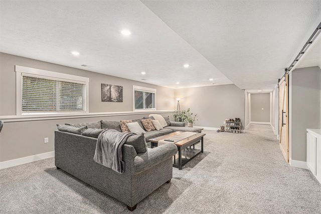 7550 Fox Meadow Drive, Hudsonville, MI 49426