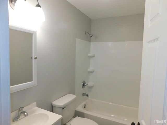 1144 E Blackford Avenue, Evansville, IN 47714