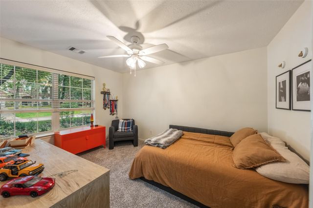 262 Misty Dawn Drive, The Woodlands, TX 77385
