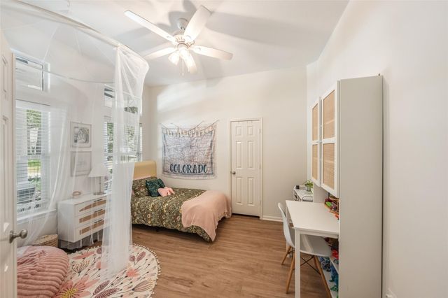 262 Misty Dawn Drive, The Woodlands, TX 77385