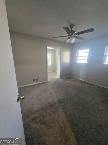 961 Dixie Drive, Jonesboro, GA 30236