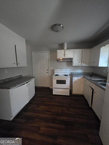 961 Dixie Drive, Jonesboro, GA 30236