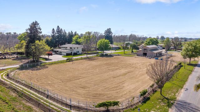 703 N Shirk Road, Visalia, CA 93291