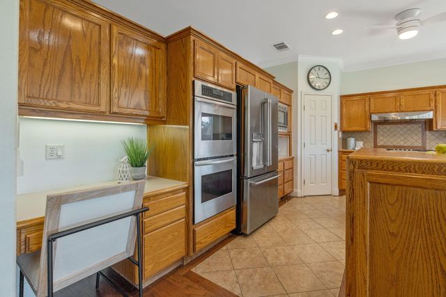 703 N Shirk Road, Visalia, CA 93291