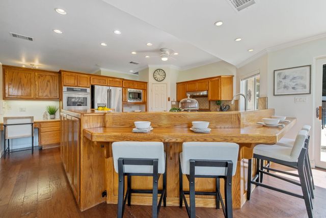 703 N Shirk Road, Visalia, CA 93291