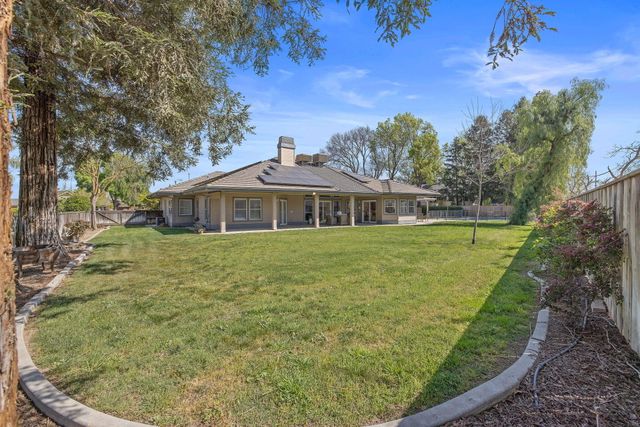 703 N Shirk Road, Visalia, CA 93291