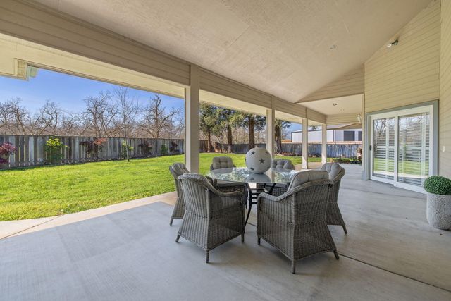 703 N Shirk Road, Visalia, CA 93291