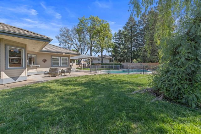 703 N Shirk Road, Visalia, CA 93291