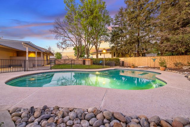 703 N Shirk Road, Visalia, CA 93291