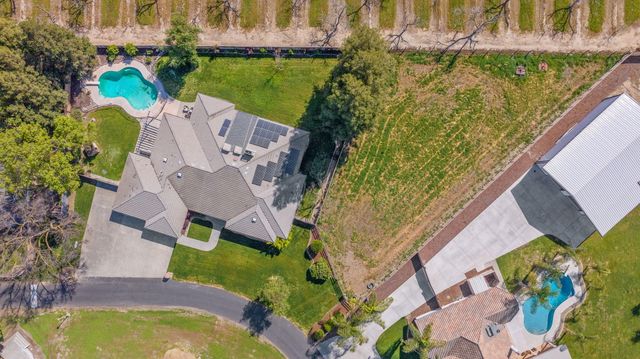 703 N Shirk Road, Visalia, CA 93291