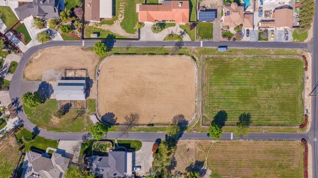 703 N Shirk Road, Visalia, CA 93291