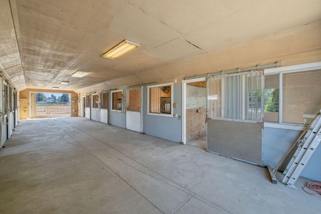 703 N Shirk Road, Visalia, CA 93291