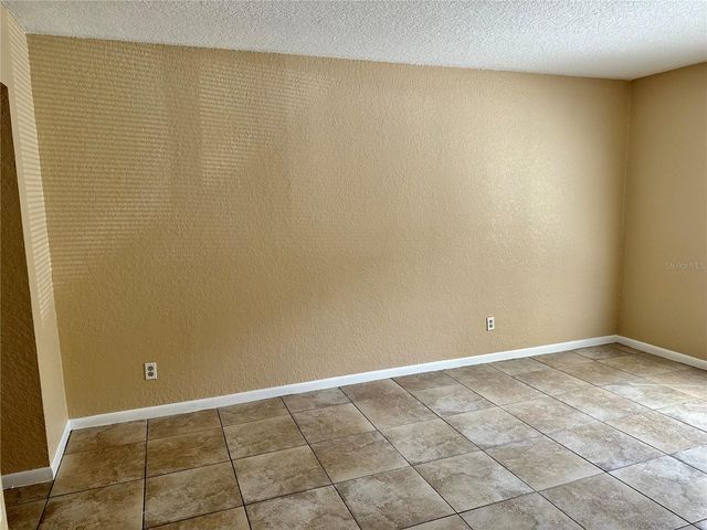 8205 SUN SPRING CIRCLE B1, Orlando, FL 32825