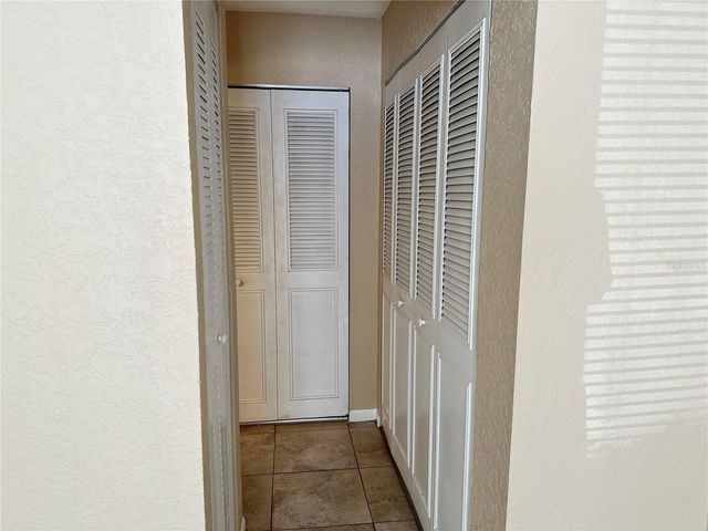 8205 SUN SPRING CIRCLE B1, Orlando, FL 32825