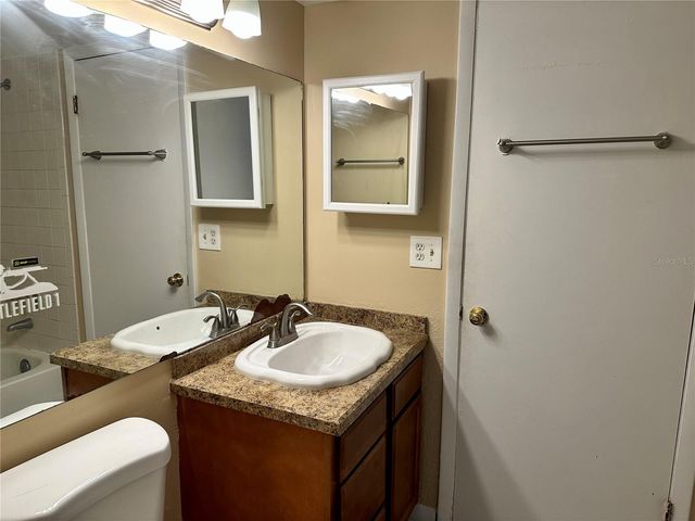 8205 SUN SPRING CIRCLE B1, Orlando, FL 32825