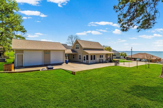 361 Bridgelanding, Onalaska, TX 77360