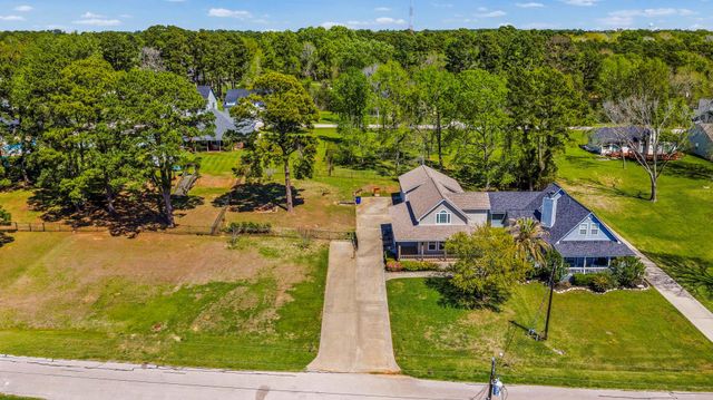 361 Bridgelanding, Onalaska, TX 77360