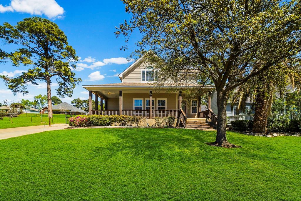 361 Bridgelanding, Onalaska, TX 77360