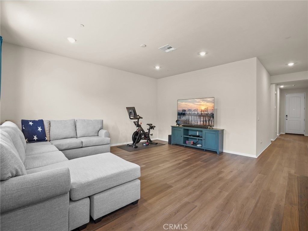 Image 13 of property listing at 35302 Garcia, Beaumont, CA 92223