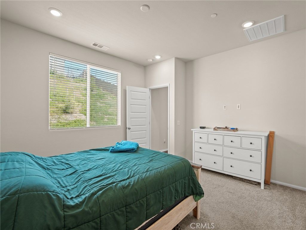 Image 15 of property listing at 35302 Garcia, Beaumont, CA 92223