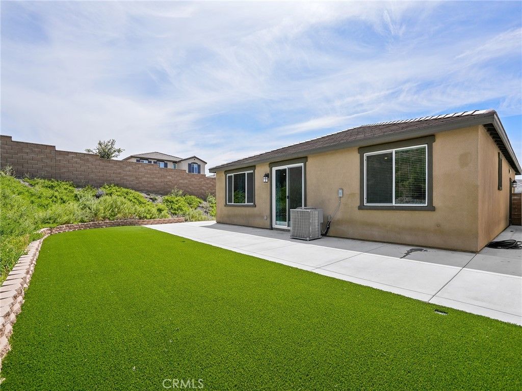 Image 26 of property listing at 35302 Garcia, Beaumont, CA 92223