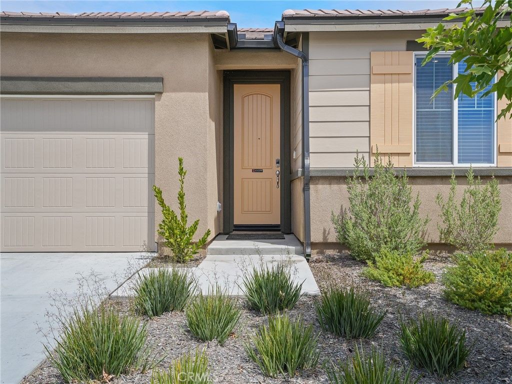 Image 4 of property listing at 35302 Garcia, Beaumont, CA 92223