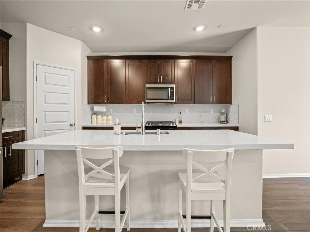 Image 7 of property listing at 35302 Garcia, Beaumont, CA 92223