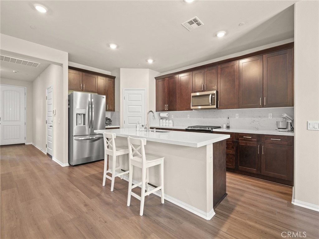 Image 8 of property listing at 35302 Garcia, Beaumont, CA 92223