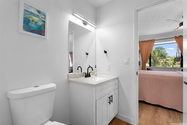 68-037 Apuhihi Street A, Waialua, HI 96791