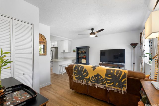 68-037 Apuhihi Street A, Waialua, HI 96791