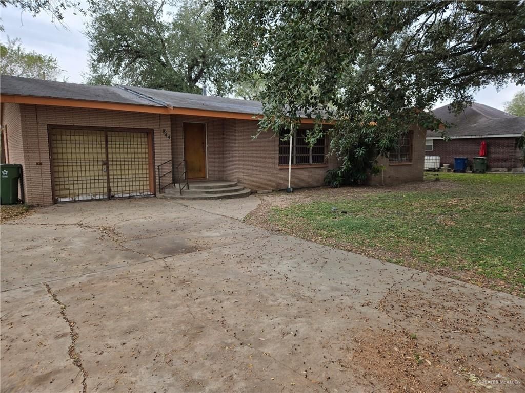 844 E Ellis Avenue, Alamo, TX 78516